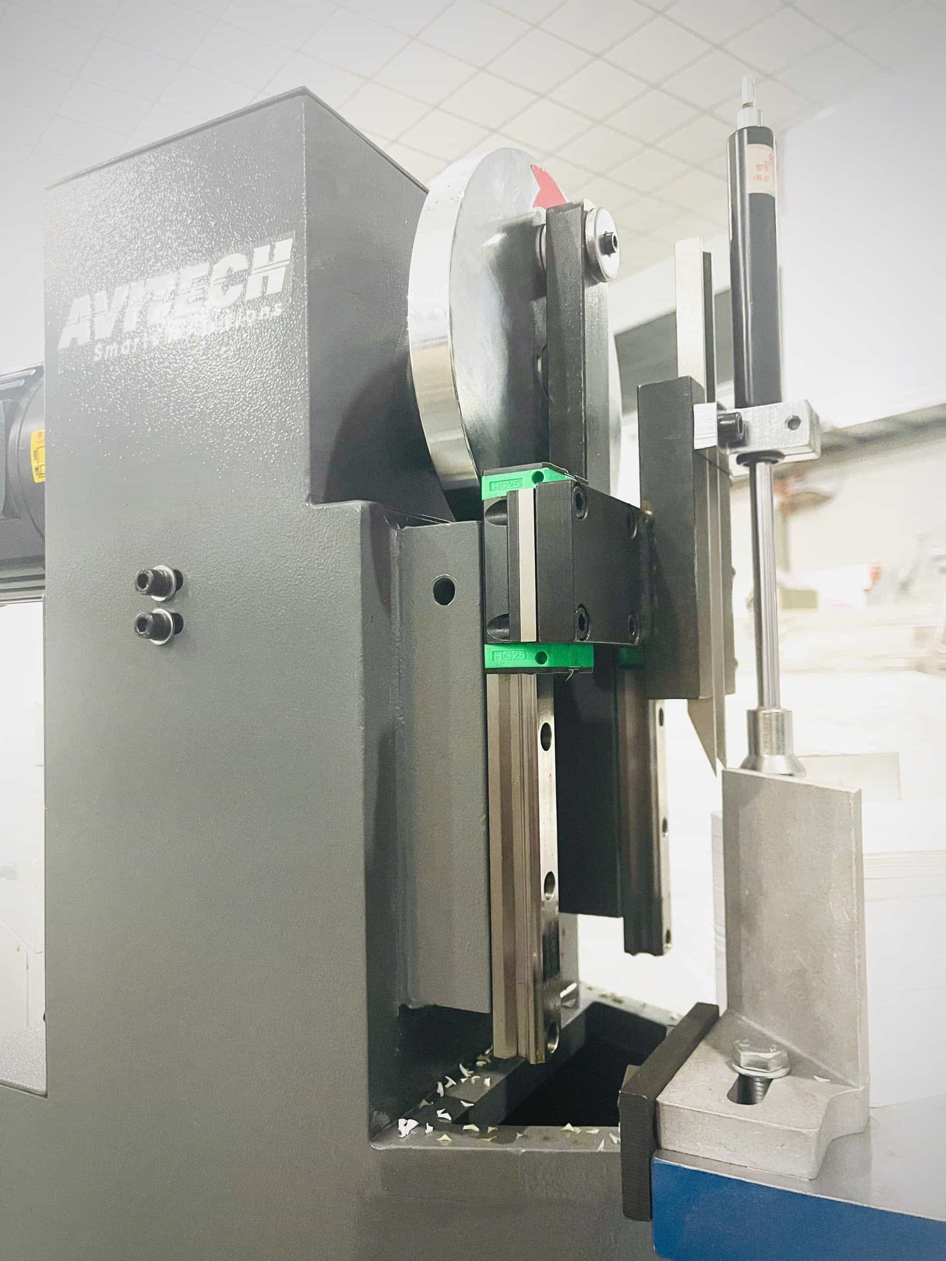 M&Aacute;Y BO G&Oacute;C ĐIỆN AVITECH AV120